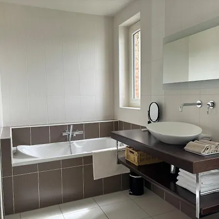 Belle Privée, Limitrophe Trouville Sur-mer, Proche Deauville *