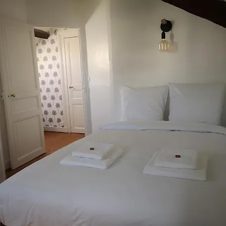La Villa Flore, Limitrophe Trouville Sur-Mer * Touques